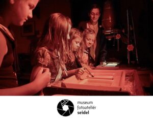 Přečtete si více ze článku Museum Fotoateliér Seidel | školní programy pro třídní kolektivy základních škol